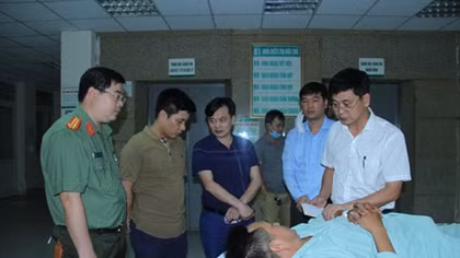 2 cán bộ Công an bị đâm trọng thương khi vây bắt đối tượng ma tuý
