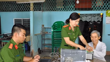 Nhiều tấm gương Công an tiêu biểu học tập, làm theo lời Bác
