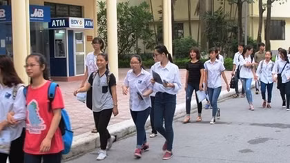 Bộ GD&ĐT cần công khai minh bạch nguyên tắc công nhận văn bằng