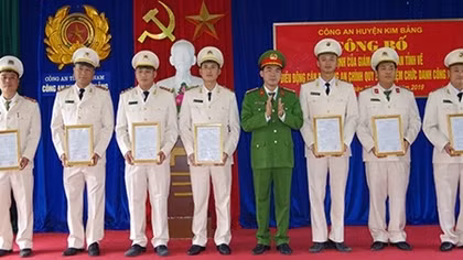 Huyện Kim Bảng đã bố trí 100% Công an chính quy tại các xã