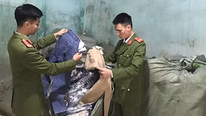 Thu giữ số lượng lớn hàng hóa nhập lậu từ Trung Quốc