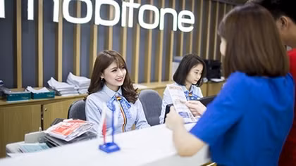 MobiFone - “Chăm sóc chuẩn Vàng”