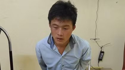Bắt đối tượng mua bán trái phép 4 bánh heroin