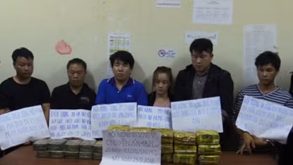 Bắt giữ các đối tượng vận chuyển 20 bánh heroin, 15 kg ma túy đá