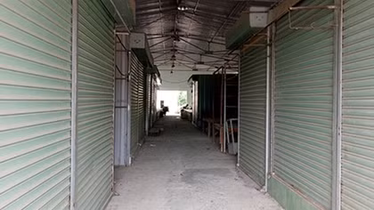 Chuyện thật như đùa: Đầu tư tiền tỷ xây chợ rồi bỏ hoang