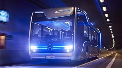 Mercedes phát minh xe buýt tự hành tương tác với môi trường
