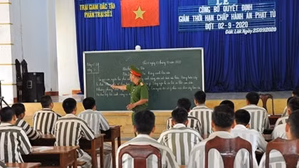 Chuyện về những thầy, cô không giáo án giữa đại ngàn Tây Nguyên