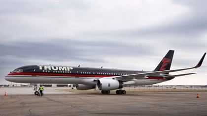 "Chim sắt" của Tổng thống Mỹ Donald Trump bị... gãy cánh