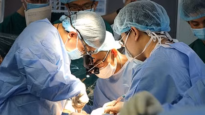 Kì tích ca ghép tim xuyên Việt