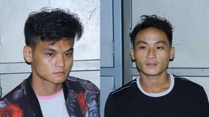 Bắt giữ 2 đối tượng mua bán 2 bánh heroin