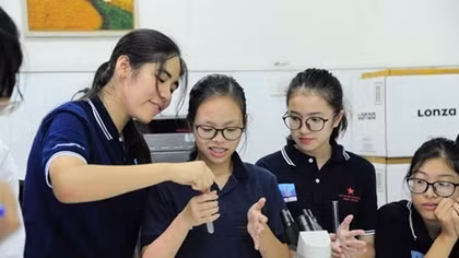 Đẩy mạnh giao quyền tự chủ cho các trường phổ thông