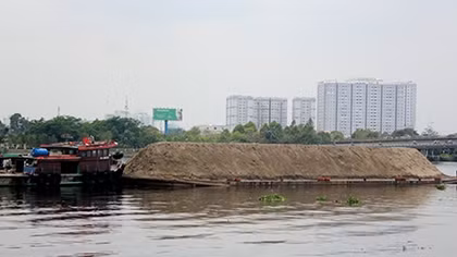 Gian nan cuộc chiến chống “cát tặc” trên sông Sài Gòn