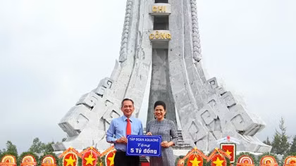 Bàn giao công trình trùng tu Nghĩa trang liệt sỹ tỉnh Hậu Giang