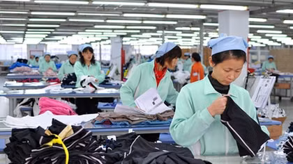 Trung Quốc điều chỉnh chiến lược kinh tế