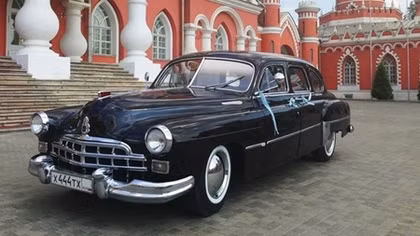 Xe dành cho nguyên thủ GAZ-12 ZIM Limousine được rao bán