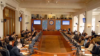 Venezuela rời khỏi OAS: Giọt nước tràn ly