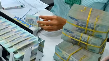 Cơ cấu lại các tổ chức tín dụng yếu kém