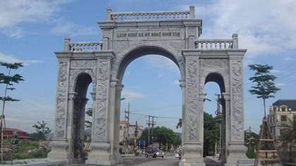 Làng đá bên sông Vân