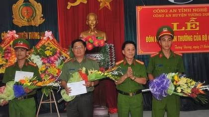 Tổng cục Cảnh sát thăm, tặng quà CBCS sỹ bị thương khi truy bắt tội phạm