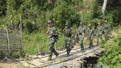 Bảo vệ phên giậu của Tổ quốc