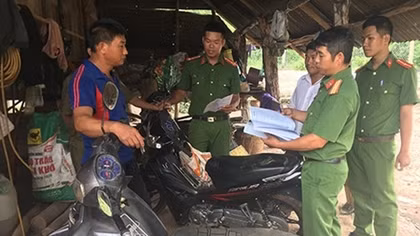 Về bản thu thập thông tin cơ sở dữ liệu quốc gia về dân cư