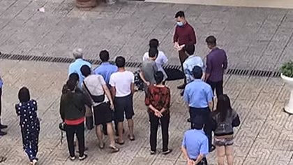 Người phụ nữ nhảy từ tầng 20 chung cư xuống đất tử vong