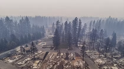 Cảnh hoang tàn sau thảm họa cháy rừng ở Bắc California