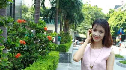 Hành trình hóa 'thiên nga' của cô gái từng bịt mặt cả ngày vì xấu 