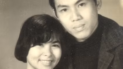  “Như tháng năm dài nhen ủ mật thơm”
