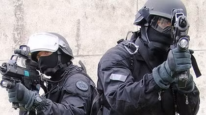 Đội đặc nhiệm RAID – Quả đấm thép tại EURO 2016