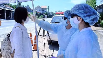 Quảng Ngãi cách ly tập trung 44 trường hợp về từ TP Hồ Chí Minh