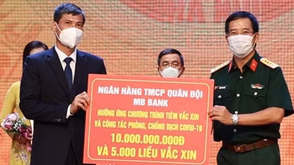 MB góp thêm 10 tỷ đồng cùng Hà Nội chiến thắng COVID-19