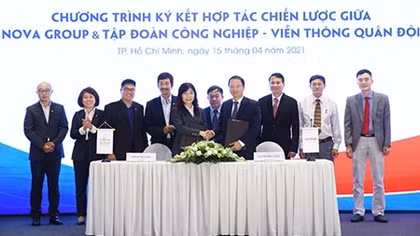 NovaGroup cùng Viettel hợp tác chiến lược trong chuyển đổi số