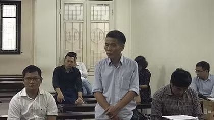 Câu kết chiếm đoạt hàng chục tỷ đồng, giám đốc “được” 16 năm tù