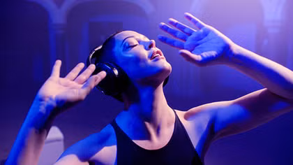 Rose McGowan – Ánh hào quang giữa vùng tối của Hollywood