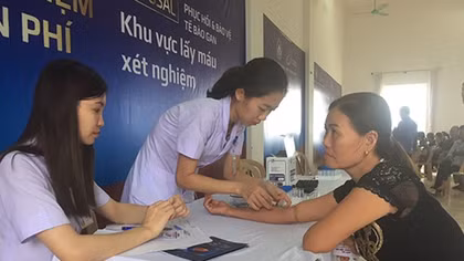 Khám và xét nghiệm miễn phí bệnh gan cho người dân Hà Tĩnh