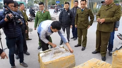 Tiêu hủy gần 300 kg nội tạng động vật bốc mùi hôi thối