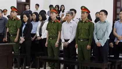 Ngày 21-1, các cựu lãnh đạo Công ty Lọc hoá dầu Bình Sơn hầu toà
