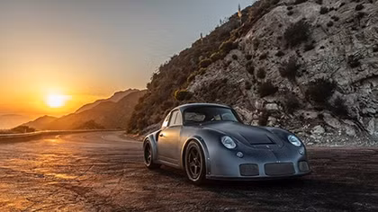 "Hoàng tử lai" Porsche 356 vừa hầm hố vừa mạnh mẽ