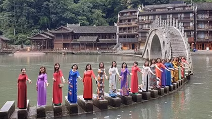 Tháo gỡ khó khăn cho du lịch Việt