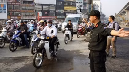 171 lượt Cảnh sát cơ động Hà Nội được khen thưởng trong tháng 7