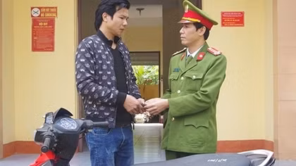 Nhận lại xe máy sau gần một năm bị mất trộm