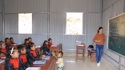 Sự học ở điểm trường do Báo CAND và bạn đọc xây dựng