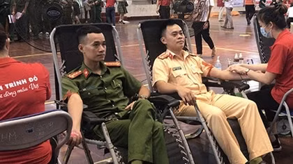 Thêm 115 đơn vị máu được hiến tặng trong chương trình “Hành trình đỏ”