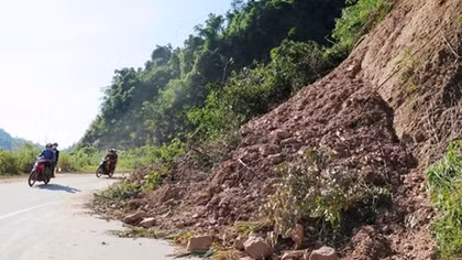 Gần 244 tỷ đồng khắc phục đường bộ bị thiệt hại do bão, lũ