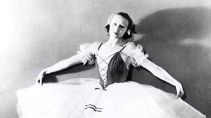 Nữ hoàng ballet Galina Ulanova: “Tuổi trẻ là hoạt động!”