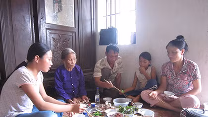 Khi yêu thương vẫy gọi
