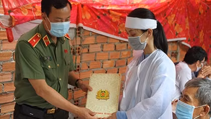 Anh đã hy sinh vì bình yên cuộc sống