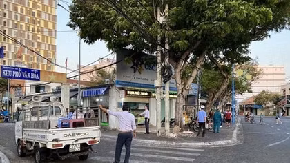 Kiên quyết xử lý vi phạm về trật tự lòng đường, vỉa hè