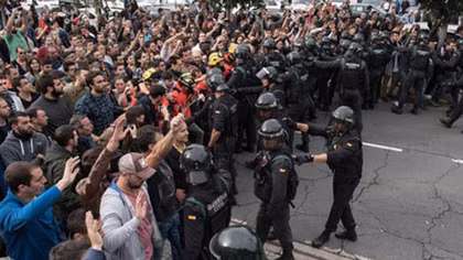 Khủng hoảng tại Catalonia: 90% muốn ly khai